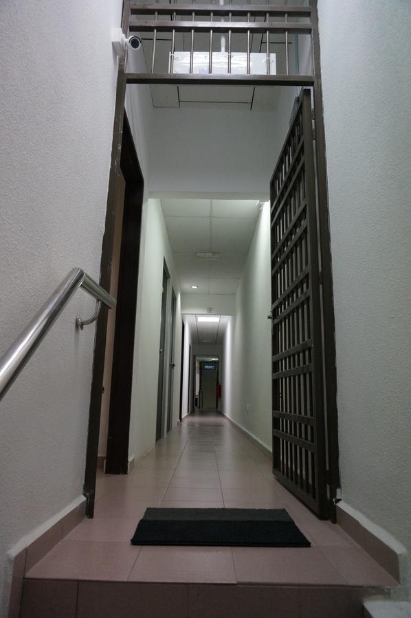 G99 Hotel George Town Bagian luar foto