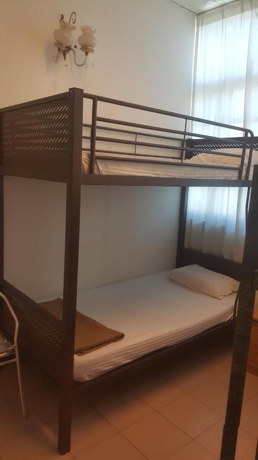 G99 Hotel George Town Bagian luar foto