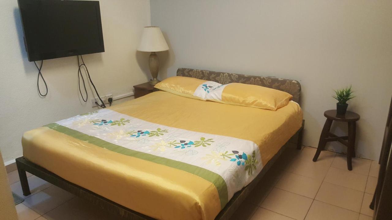 G99 Hotel George Town Bagian luar foto
