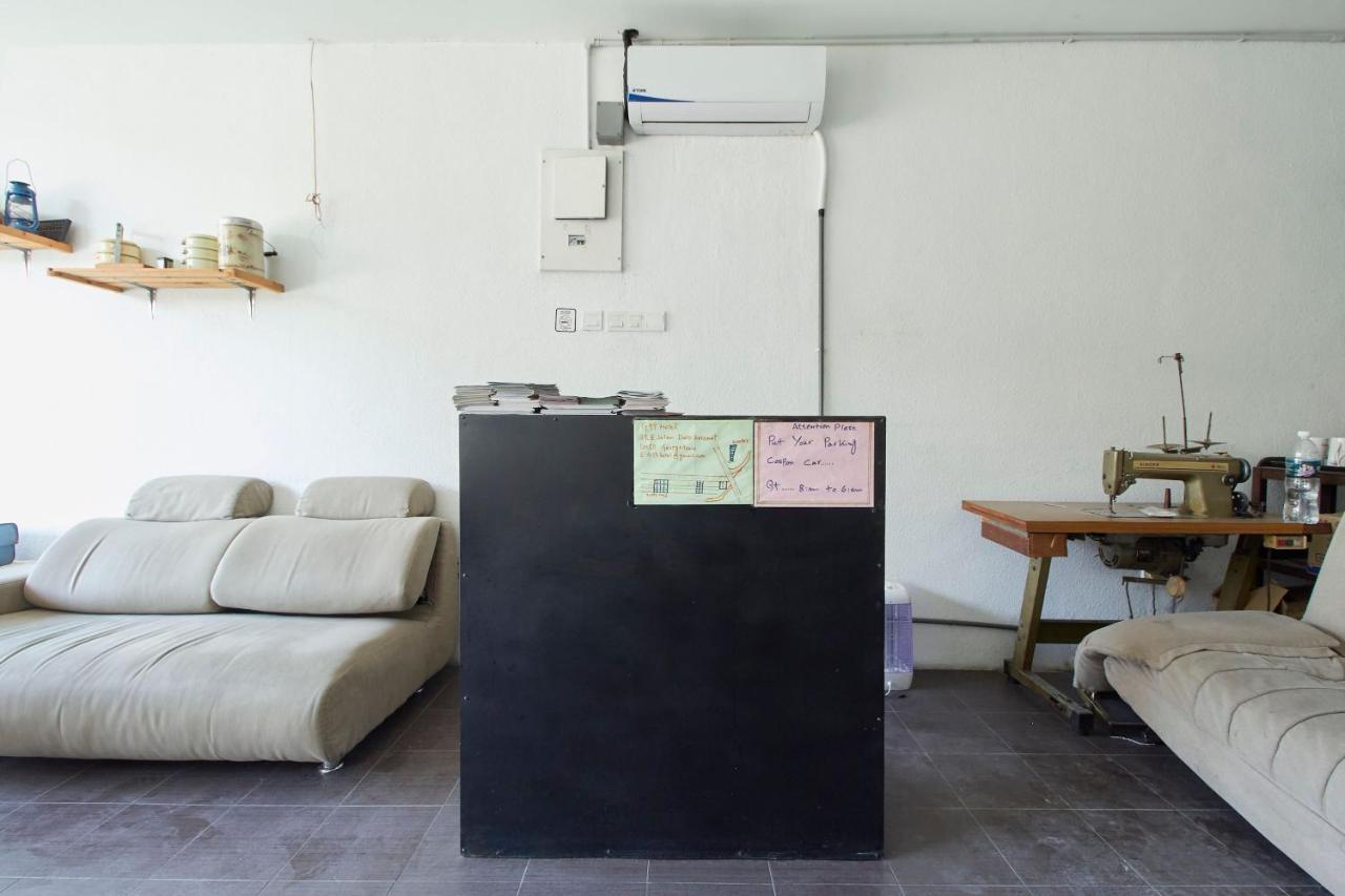 G99 Hotel George Town Bagian luar foto
