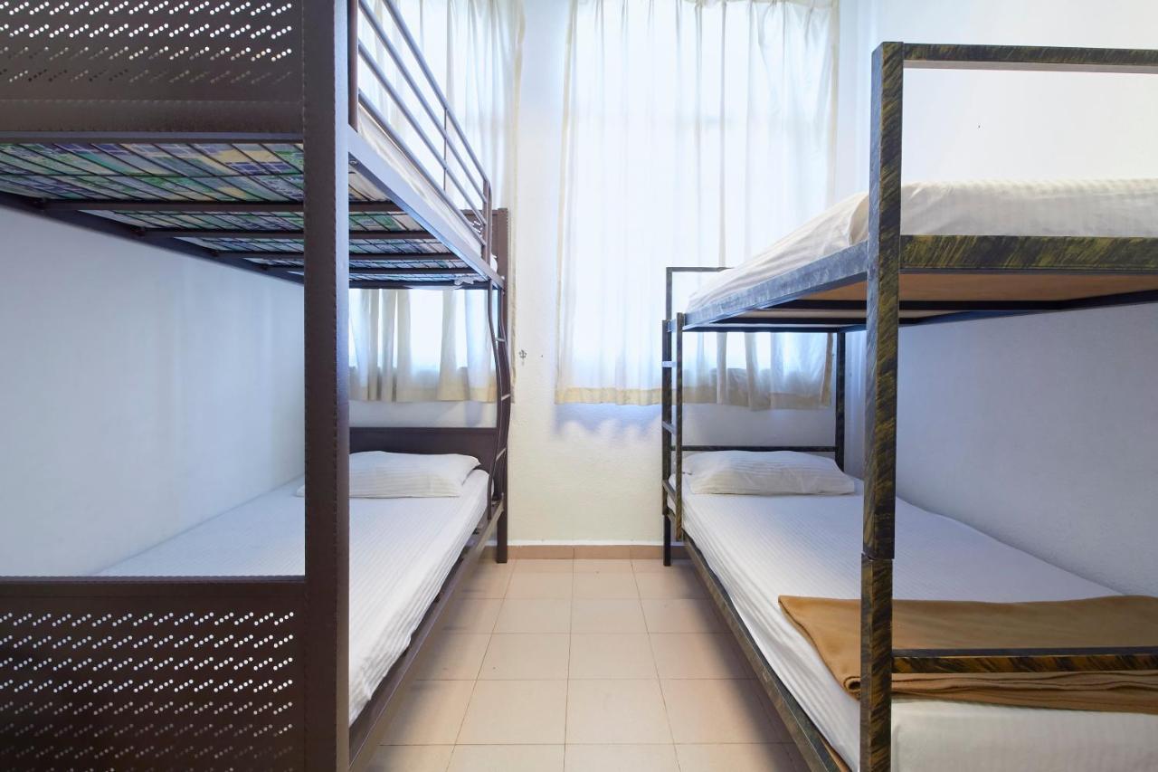 G99 Hotel George Town Bagian luar foto